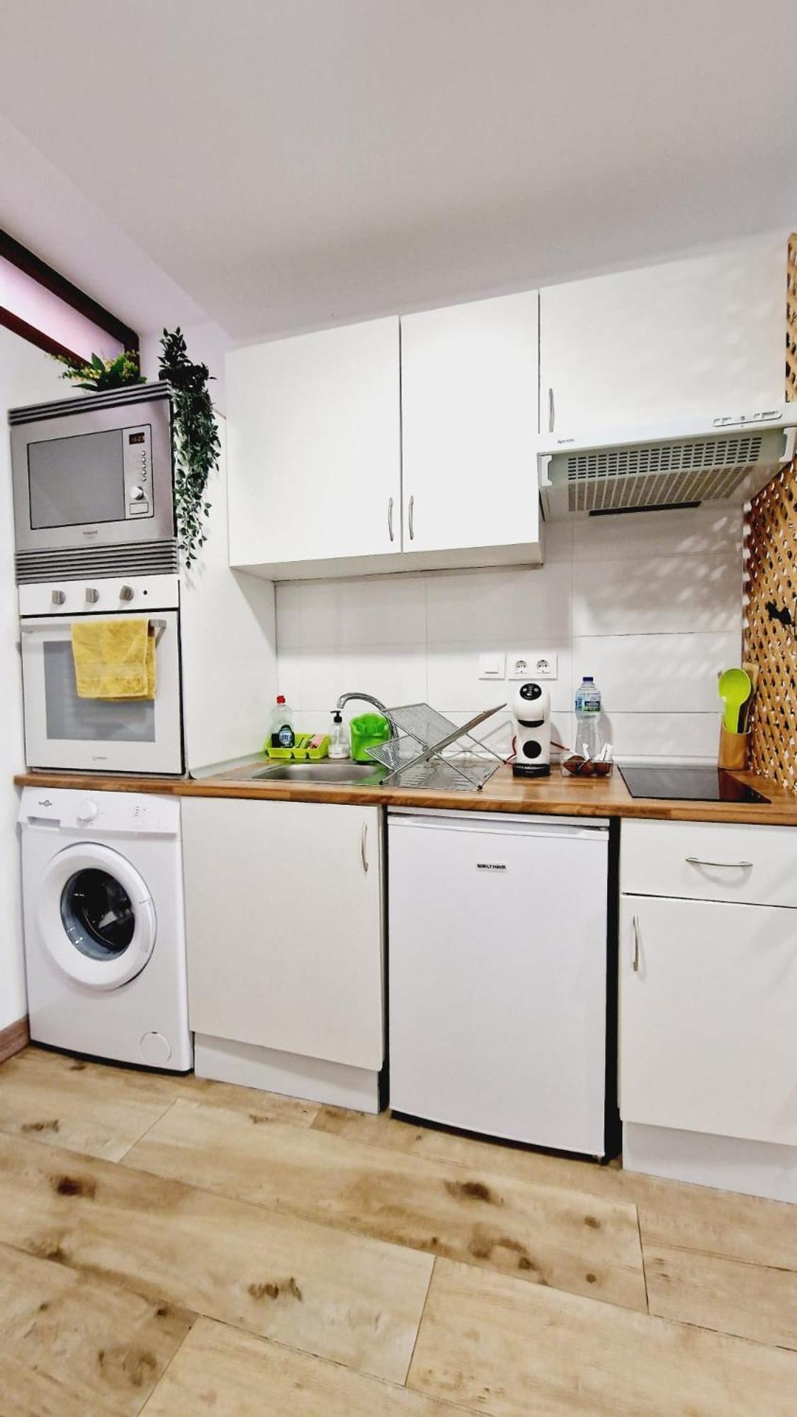 Apartmán Almendrales Madrid Exteriér fotografie