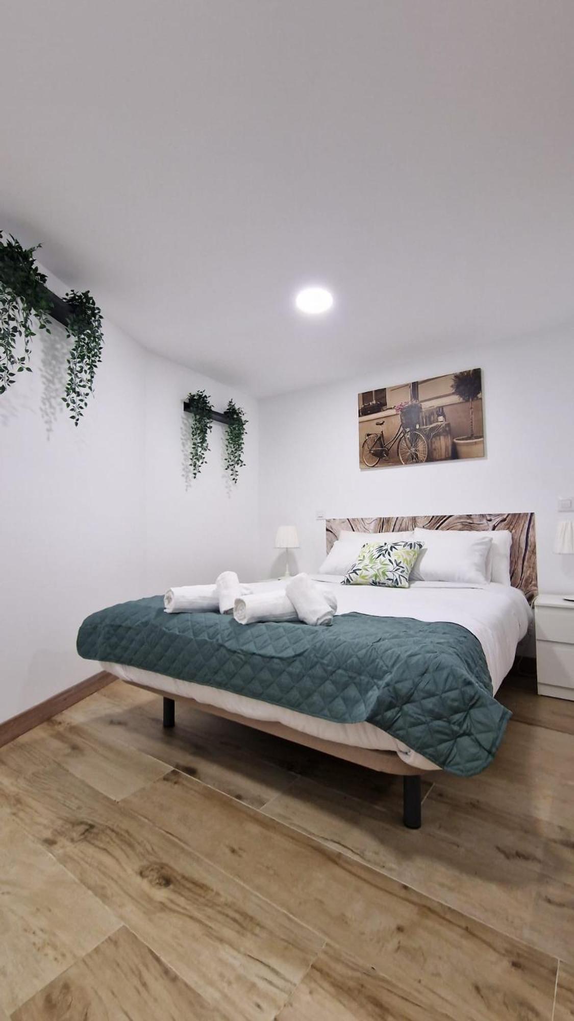 Apartmán Almendrales Madrid Exteriér fotografie