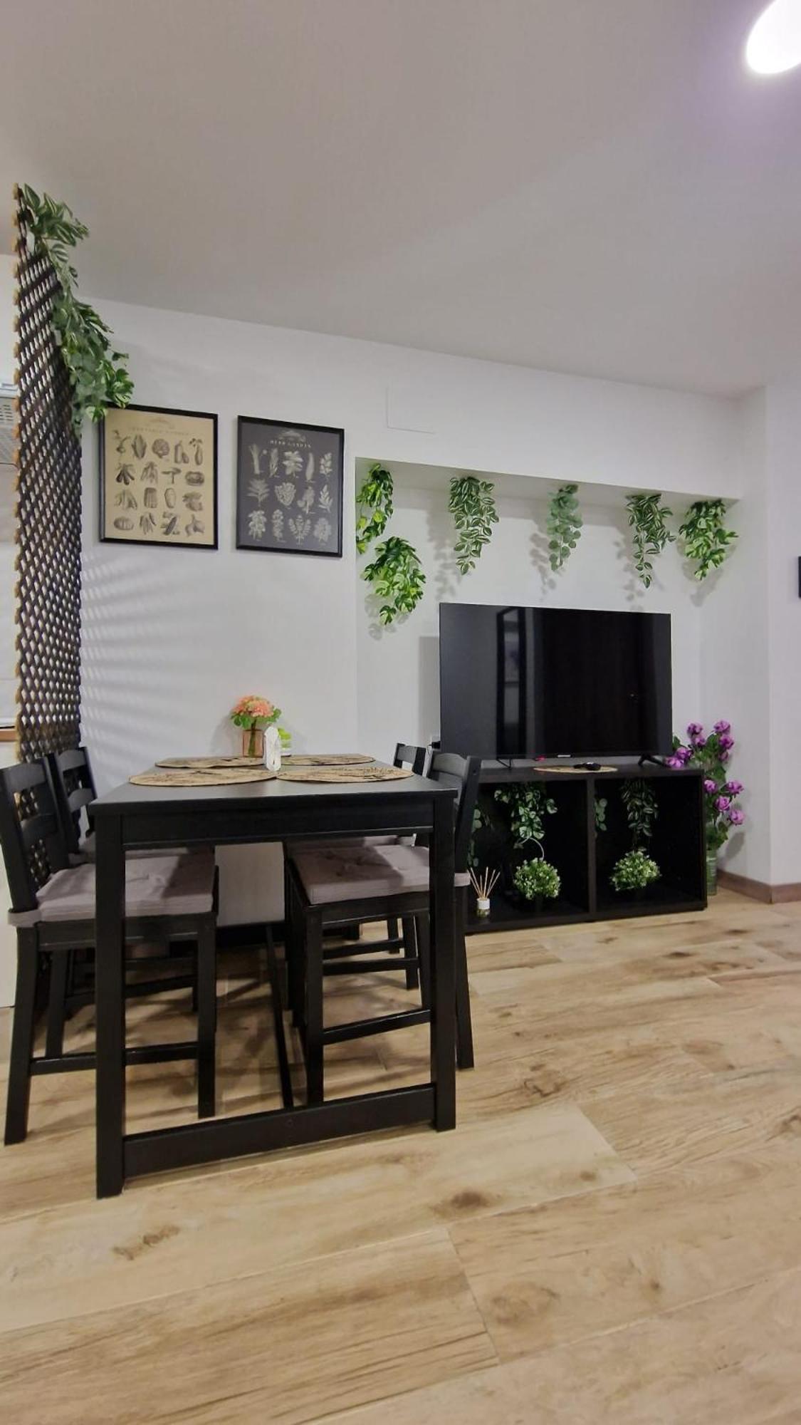 Apartmán Almendrales Madrid Exteriér fotografie